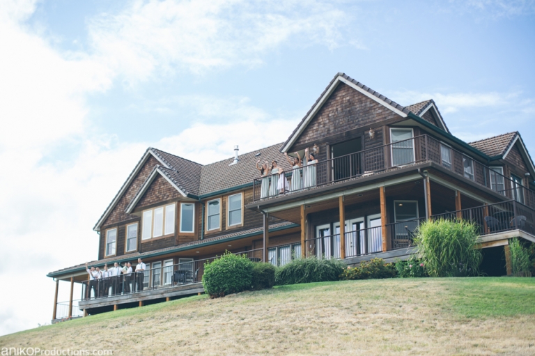 youngberg-hill-winery-bed-breakfast-wedding-photos-oregon23