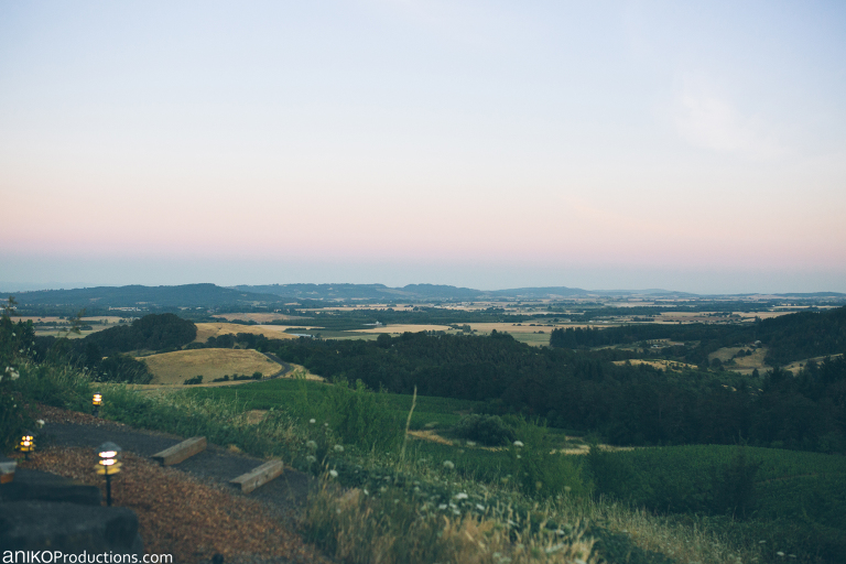 youngberh-hill-winery-wedding-sunset3c