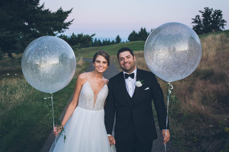 bride and  groom balloons giant oregon golf club